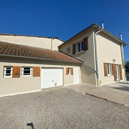 Maison Entiere Village Paisible Holiday home Oriocourt