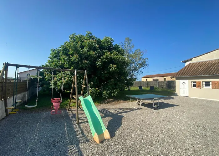 Feriehus Maison Entiere Village Paisible *