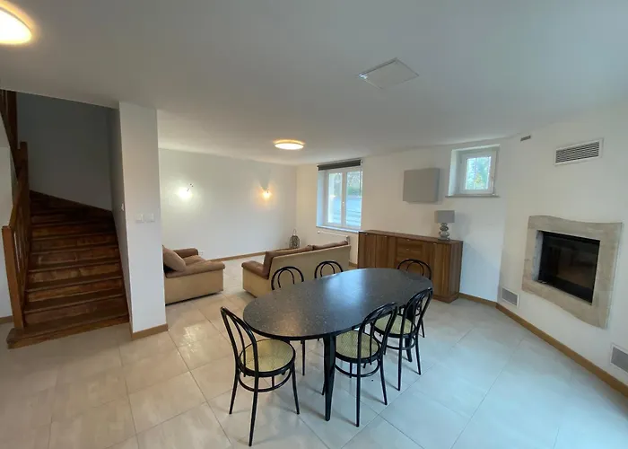 Maison Entiere Village Paisible * Oriocourt